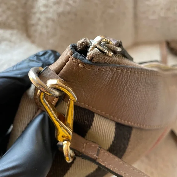 Burberry Tan and Red Crossbody Bag - Picture 9 of 12